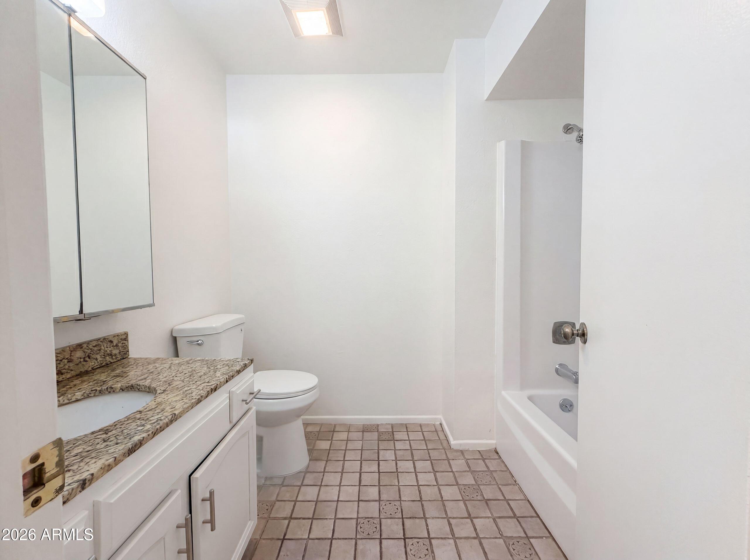 7519 East Ed Rice Avenue Mesa, AZ 85208 - Photo 11 of 17 listing_10