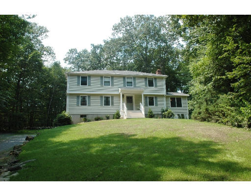 186 Bellows Hill Road Carlisle, MA 01741 - Photo 3 of 11 Gallery Image 3