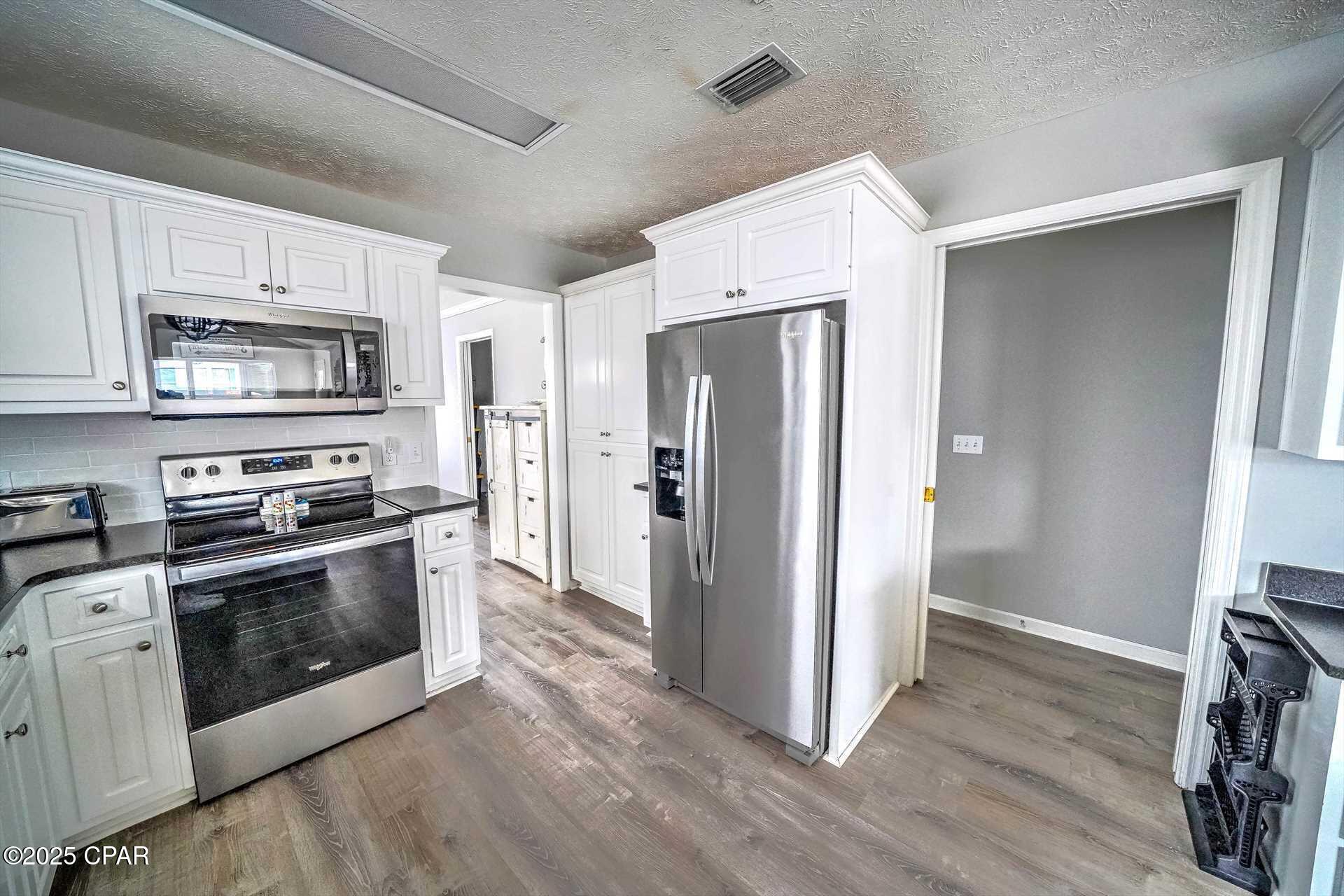 35 Gulf Loop Panama City Beach, FL 32408 - Photo 10 of 40