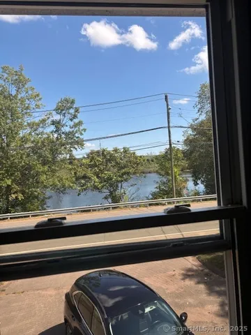 $1,750 | Undisclosed Address, Hamden, CT 06517