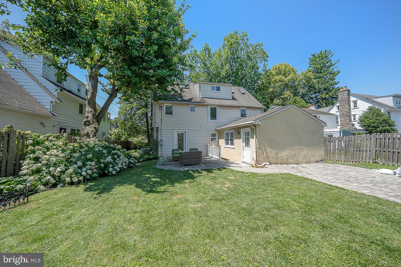 21 Henley Road Wynnewood, PA 19096 - Photo 35 of 36 Available parking in the back