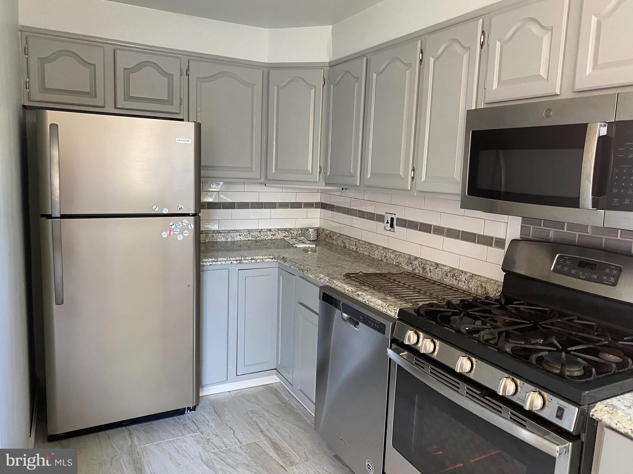 2051 Kent Road Folcroft, PA 19032 - Photo 3 of 14 Gallery Image 3