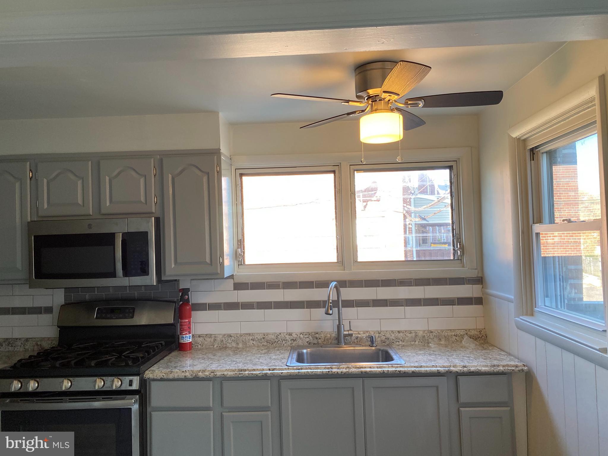 2051 Kent Road Folcroft, PA 19032 - Photo 4 of 14 Gallery Image 4