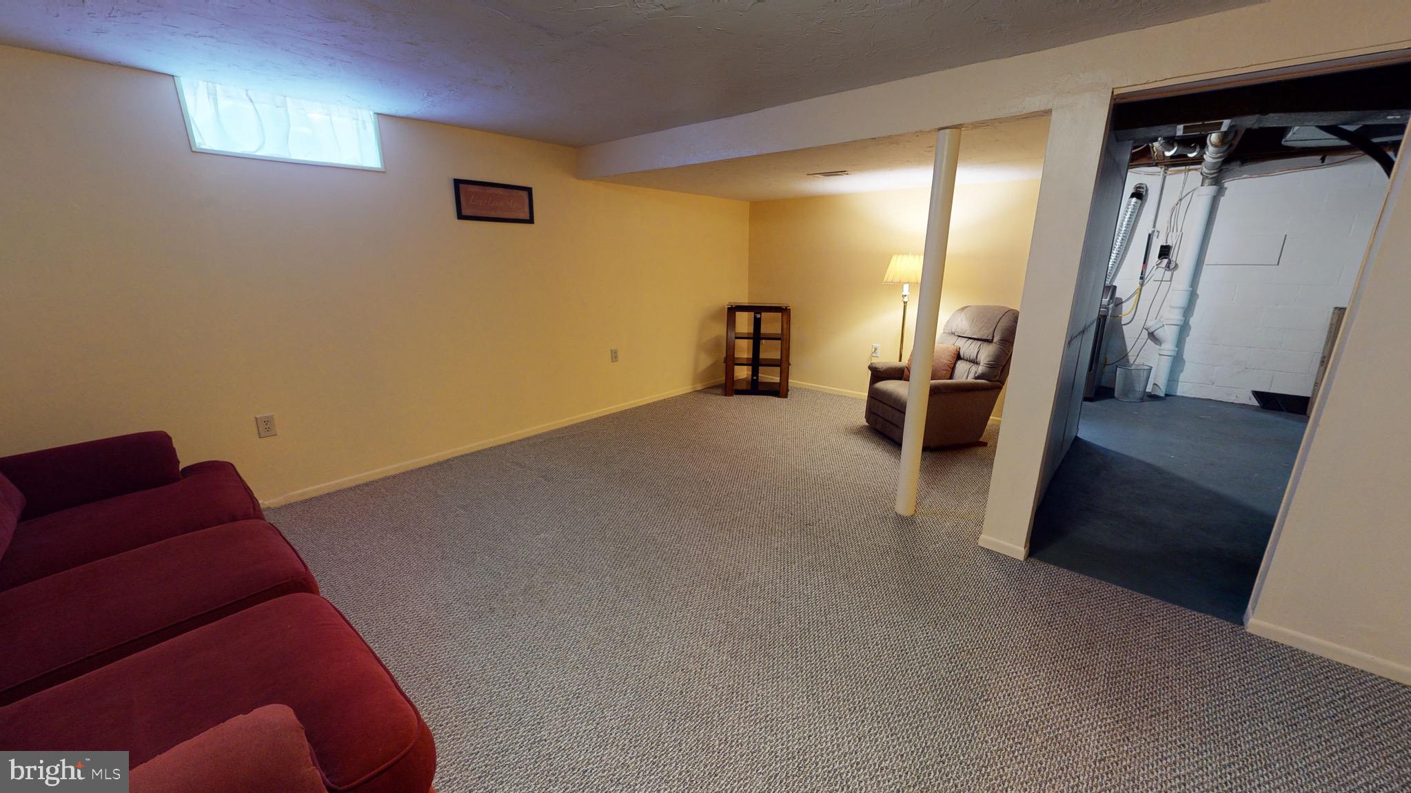 211 Maple Street Manchester, PA 17345 - Photo 17 of 36 Gallery Image 17