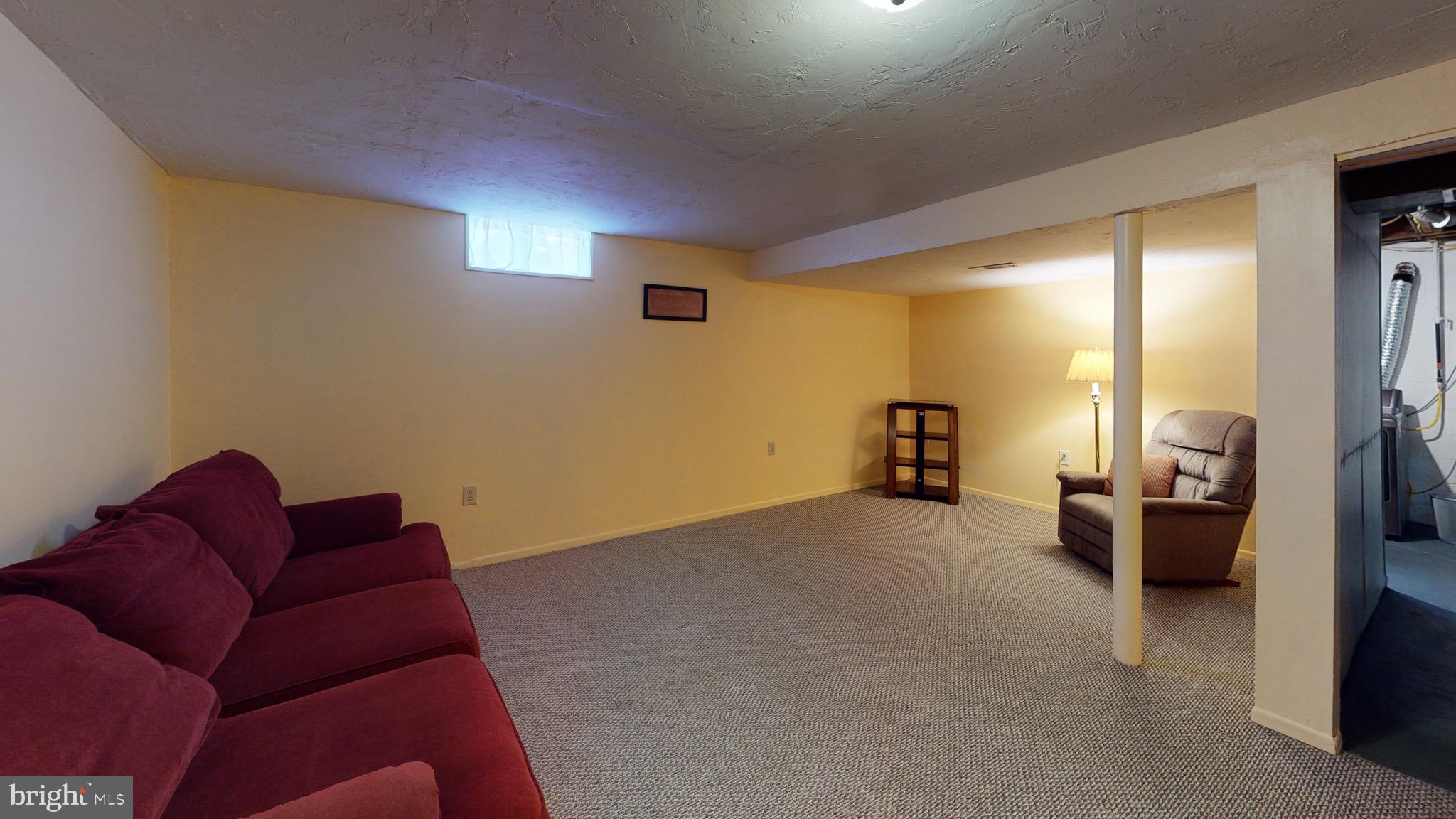 211 Maple Street Manchester, PA 17345 - Photo 27 of 36 Gallery Image 27