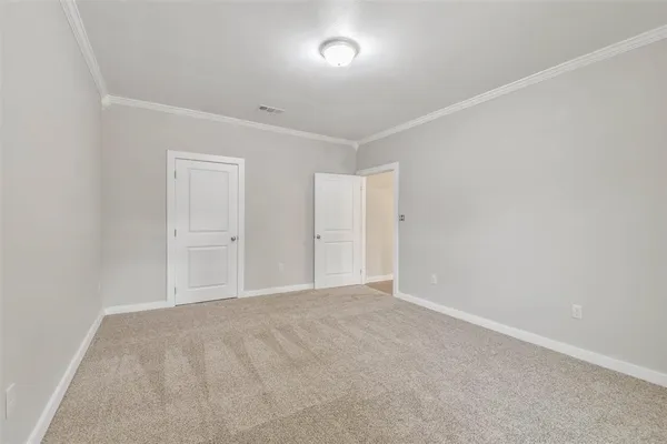 $1,500 | 329 East Washington Avenue, Unit 201, Navasota, TX 77868