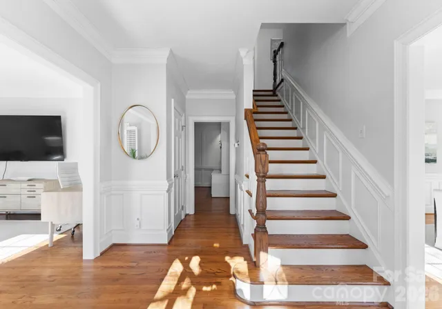 $1,049,000 | 9800 Chatham Oaks Trail, Charlotte, NC 28210