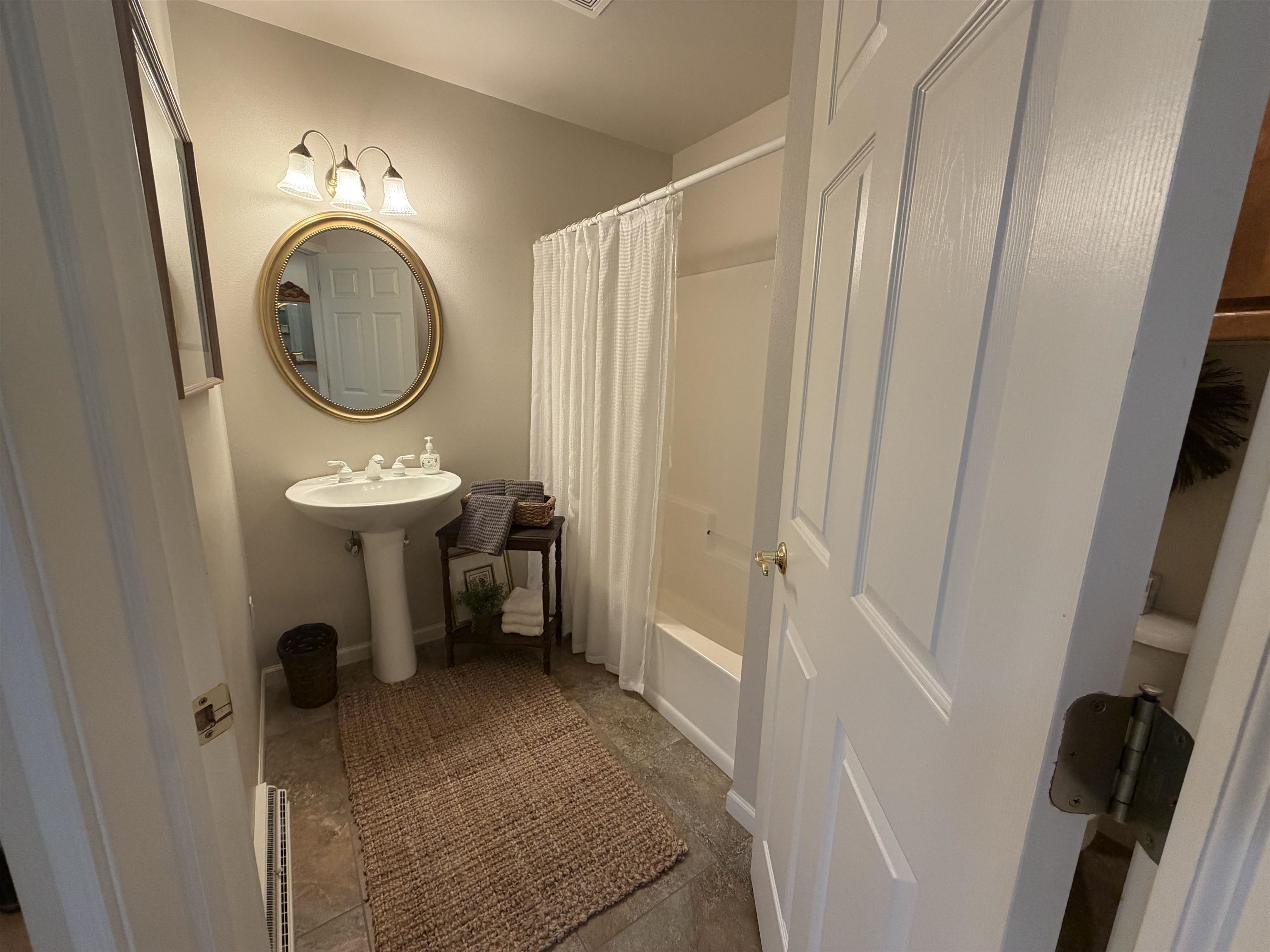 4437 Pine Grove Road Green Bay, WI 54311 - Photo 31 of 60
