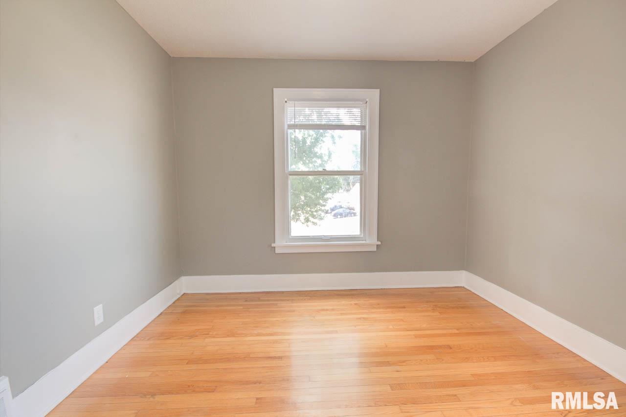 2211 Jersey Ridge Road Davenport, IA 52803 - Photo 18 of 30 Gallery Image 18