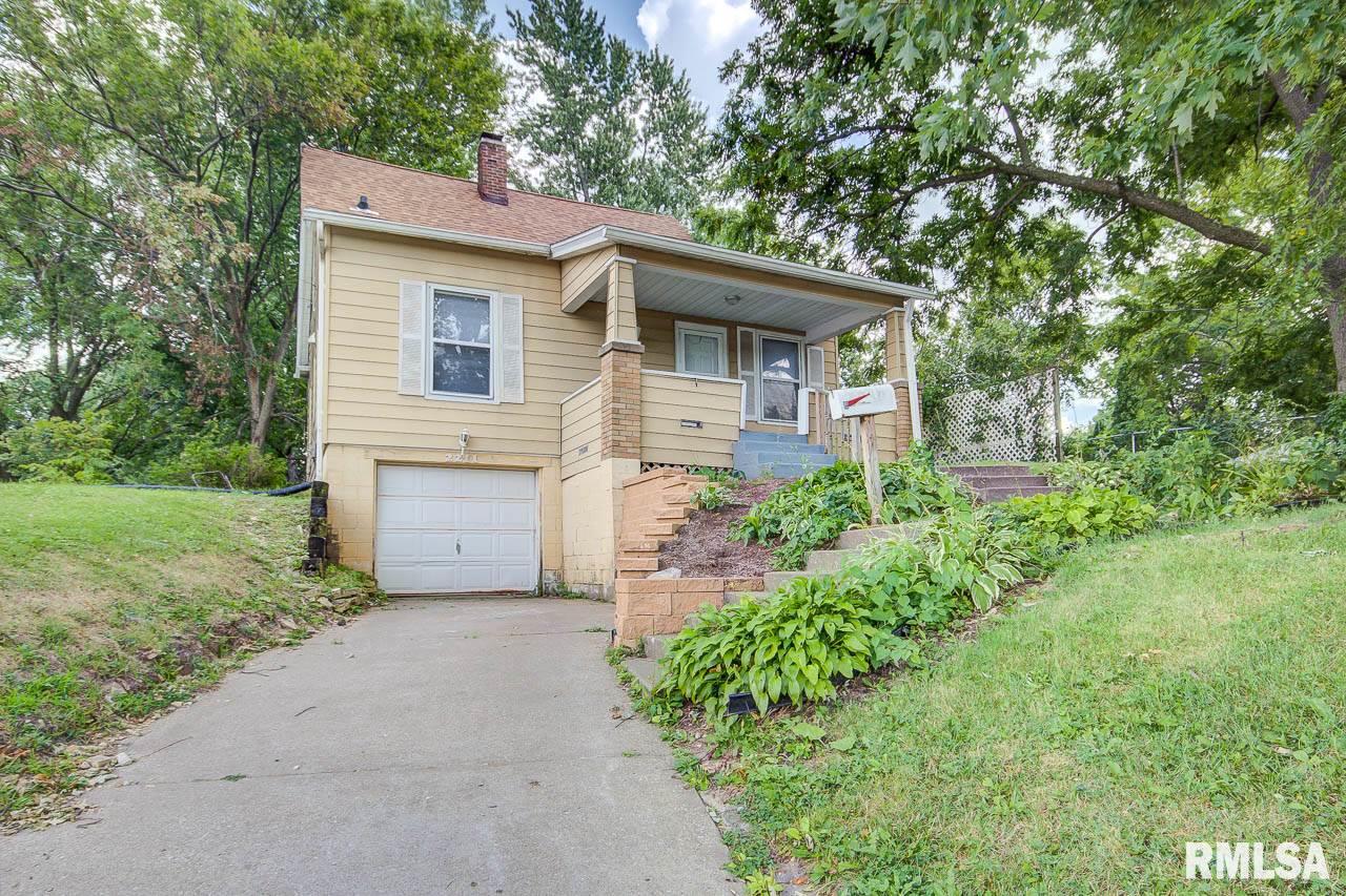 2211 Jersey Ridge Road Davenport, IA 52803 - Photo 2 of 30 Gallery Image 2