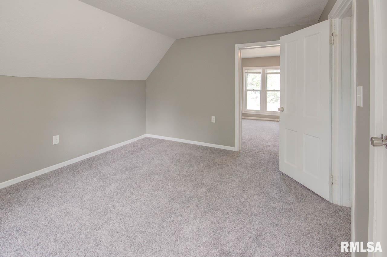 2211 Jersey Ridge Road Davenport, IA 52803 - Photo 22 of 30 Gallery Image 22