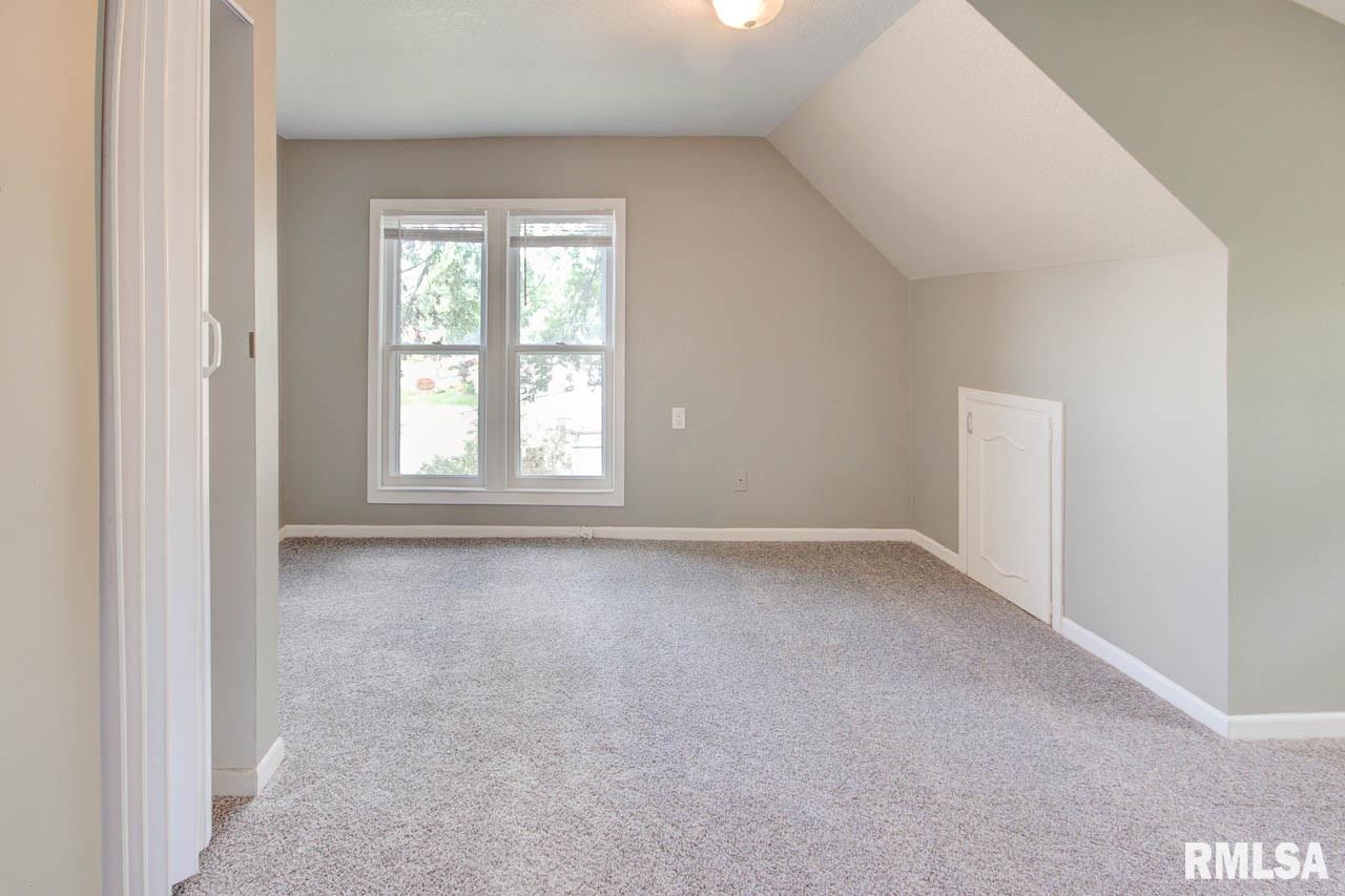 2211 Jersey Ridge Road Davenport, IA 52803 - Photo 25 of 30 Gallery Image 25