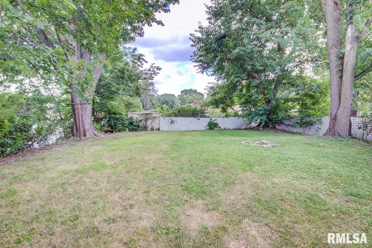 2211 Jersey Ridge Road Davenport, IA 52803 - Photo 5 of 30 Gallery Image 5