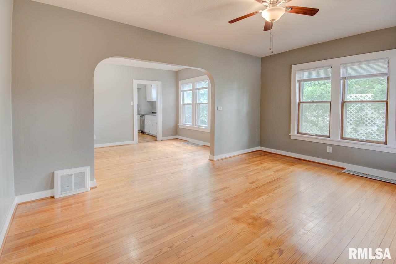 2211 Jersey Ridge Road Davenport, IA 52803 - Photo 10 of 30 Gallery Image 10