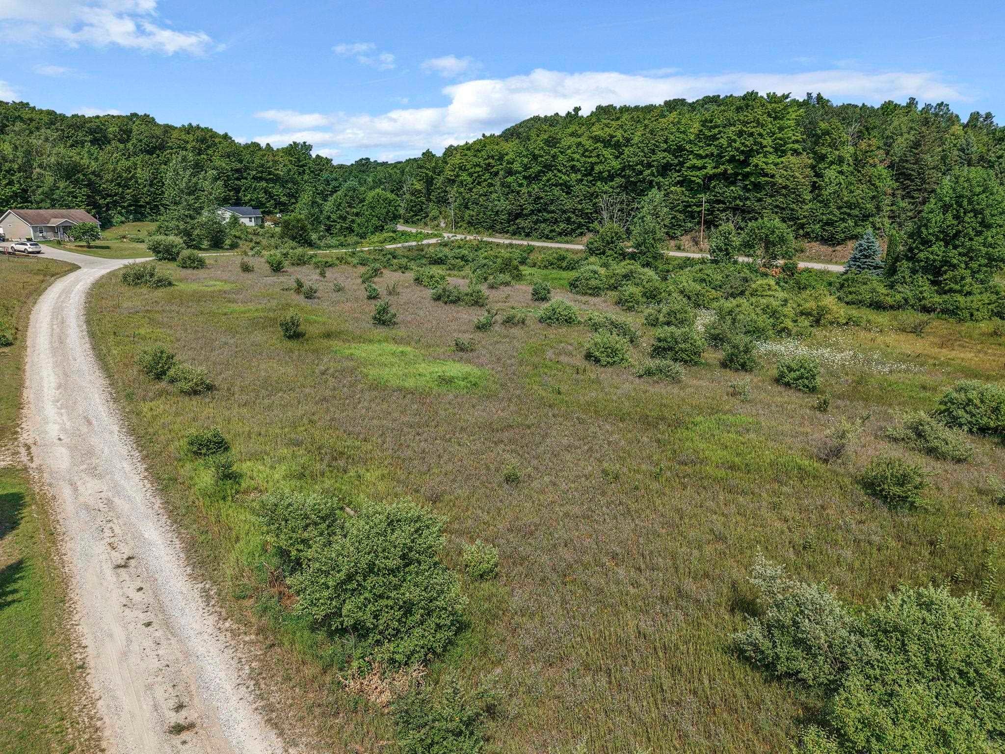 East Pobuda Road Suttons Bay, MI 49682 - Photo 11 of 13 Gallery Image 11