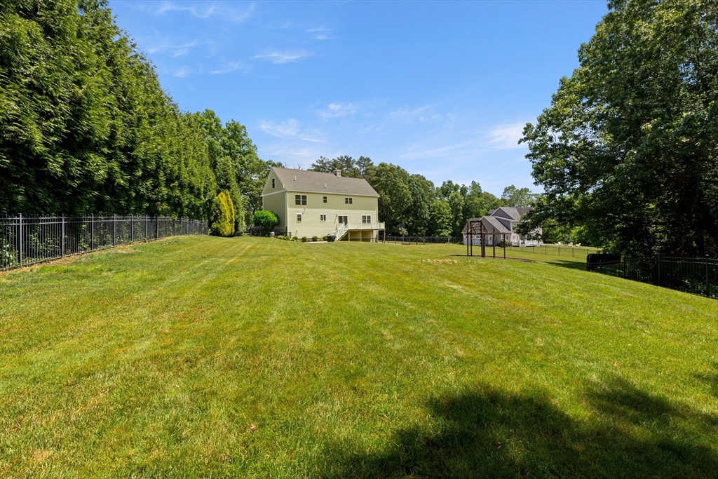 103 Wenham Road Topsfield, MA 01983 - Photo 28 of 30 Gallery Image 28