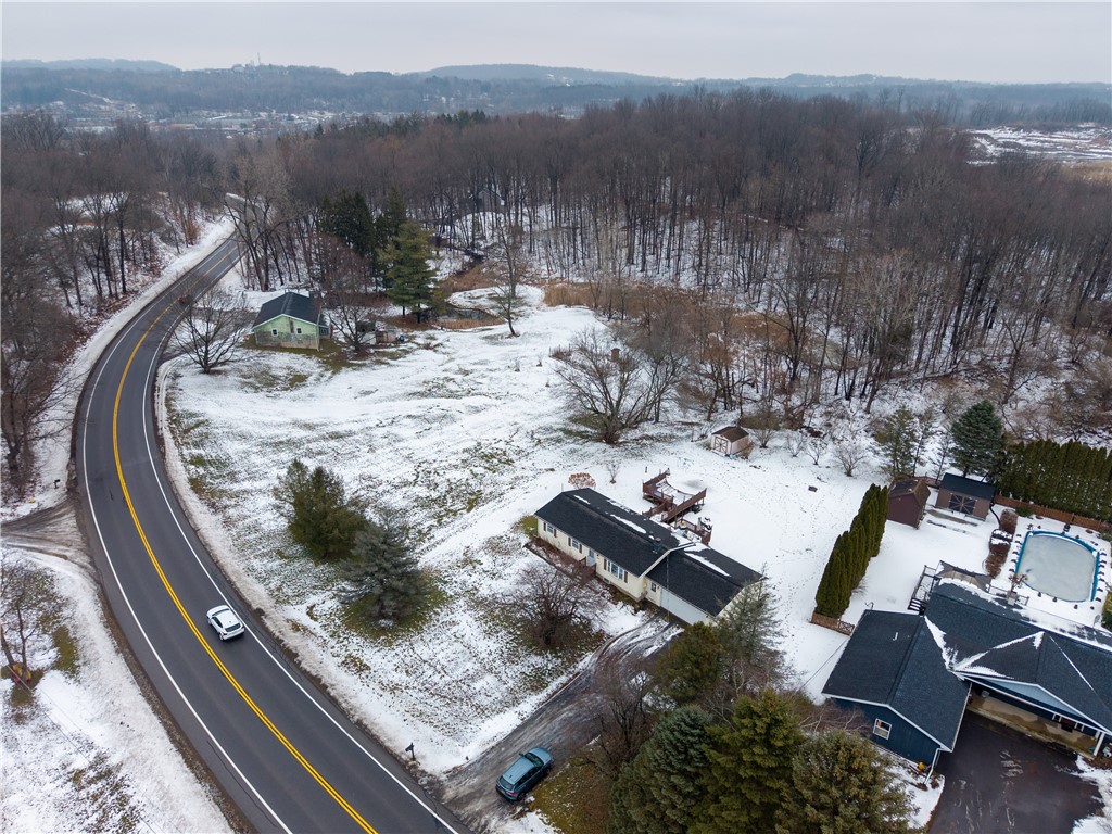 1043 Cork Road Victor, NY 14564 - Photo 11 of 28