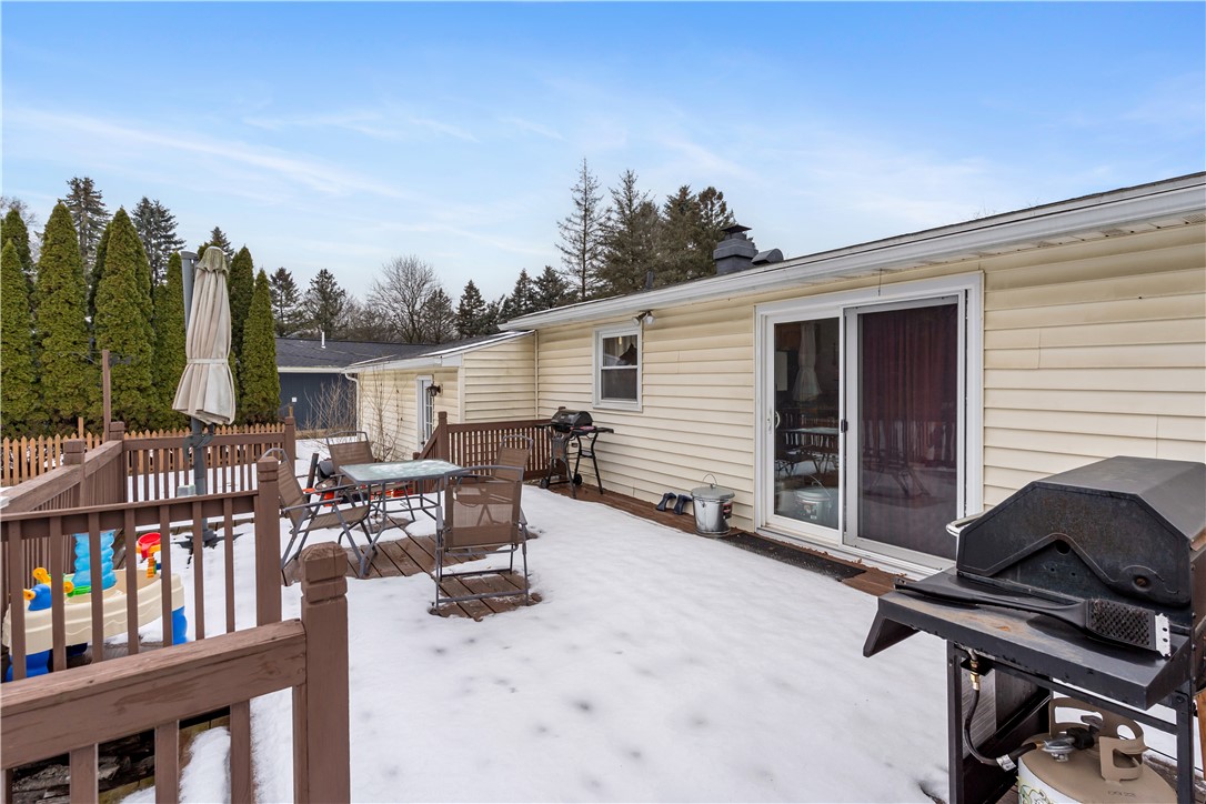 1043 Cork Road Victor, NY 14564 - Photo 4 of 28