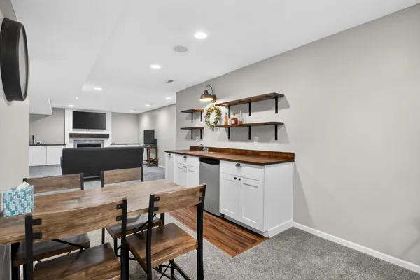 $549,900 | 2611 Heather Glen Circle, Bettendorf, IA 52722