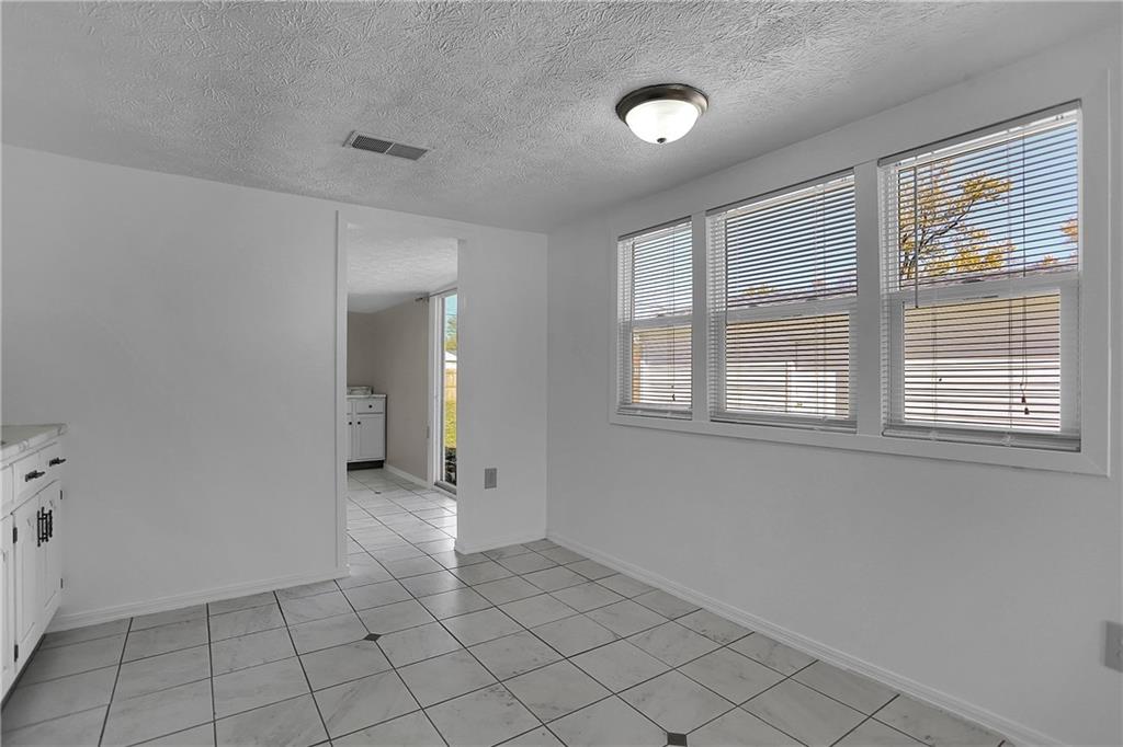 5322 Margate Road Indianapolis, IN 46221 - Photo 12 of 41 Gallery Image 12