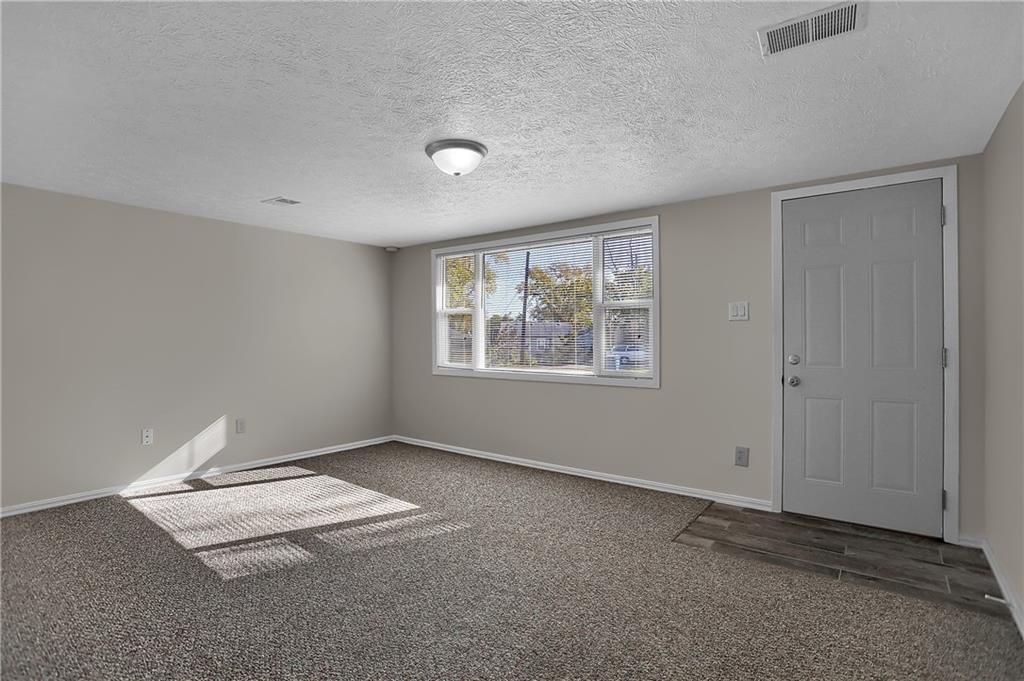 5322 Margate Road Indianapolis, IN 46221 - Photo 4 of 41 Gallery Image 4