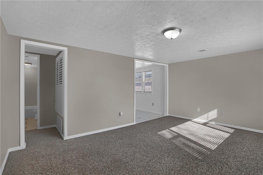 5322 Margate Road Indianapolis, IN 46221 - Photo 6 of 41 Gallery Image 6