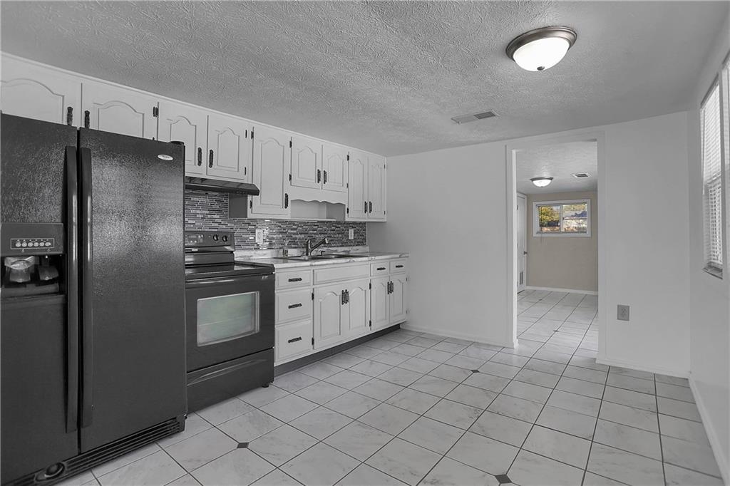 5322 Margate Road Indianapolis, IN 46221 - Photo 8 of 41 Gallery Image 8