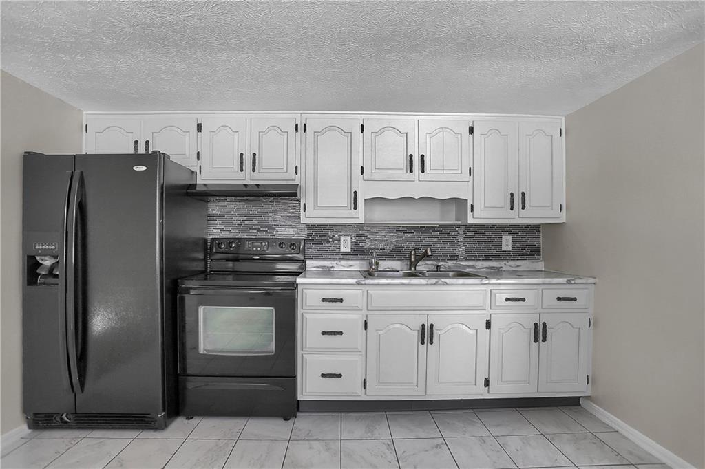5322 Margate Road Indianapolis, IN 46221 - Photo 10 of 41 Gallery Image 10