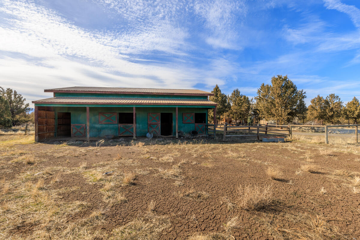 64975 Allen Road Bend, OR 97703 - Photo 67 of 84 64975 Allen Rd_MLS_1159