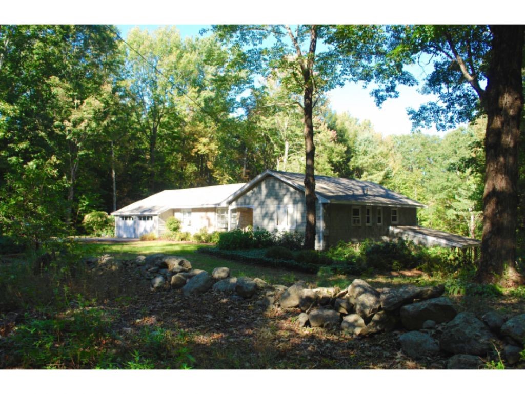 6 Stepping Stones Road Lee, NH 03861 - Photo 1 of 18