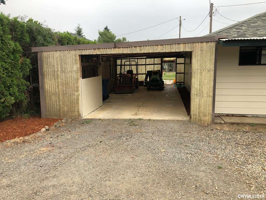11725 Hazelgreen Road Northeast Silverton, OR 97381 - Photo 26 of 42