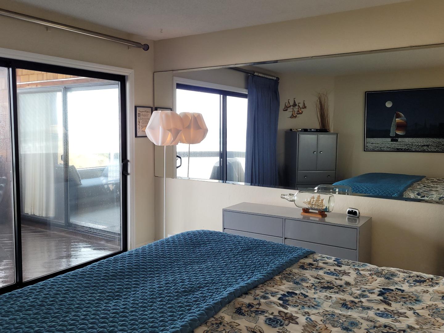 101 Shell Road, Unit 84 Watsonville, CA 95076 - Photo 34 of 40 a living room with furniture and a large window