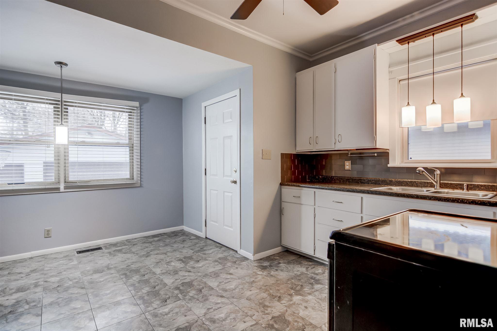 1405 South Walnut Street Springfield, IL 62704 - Photo 13 of 28