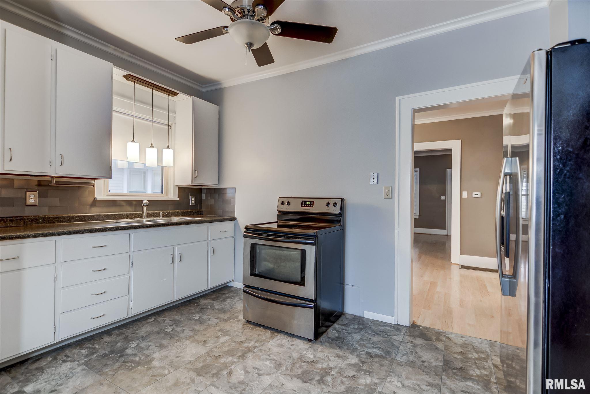 1405 South Walnut Street Springfield, IL 62704 - Photo 14 of 28