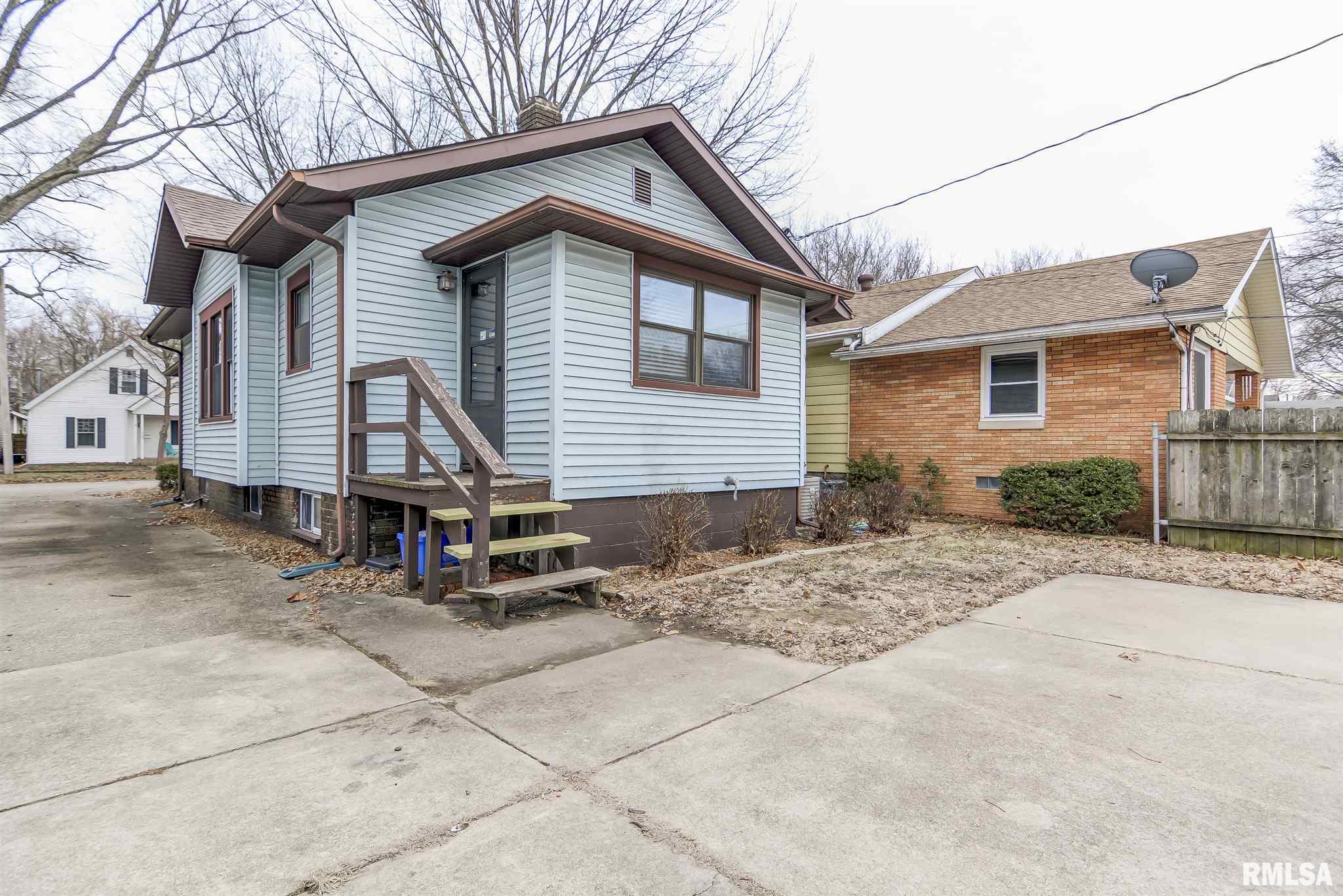 1405 South Walnut Street Springfield, IL 62704 - Photo 3 of 28