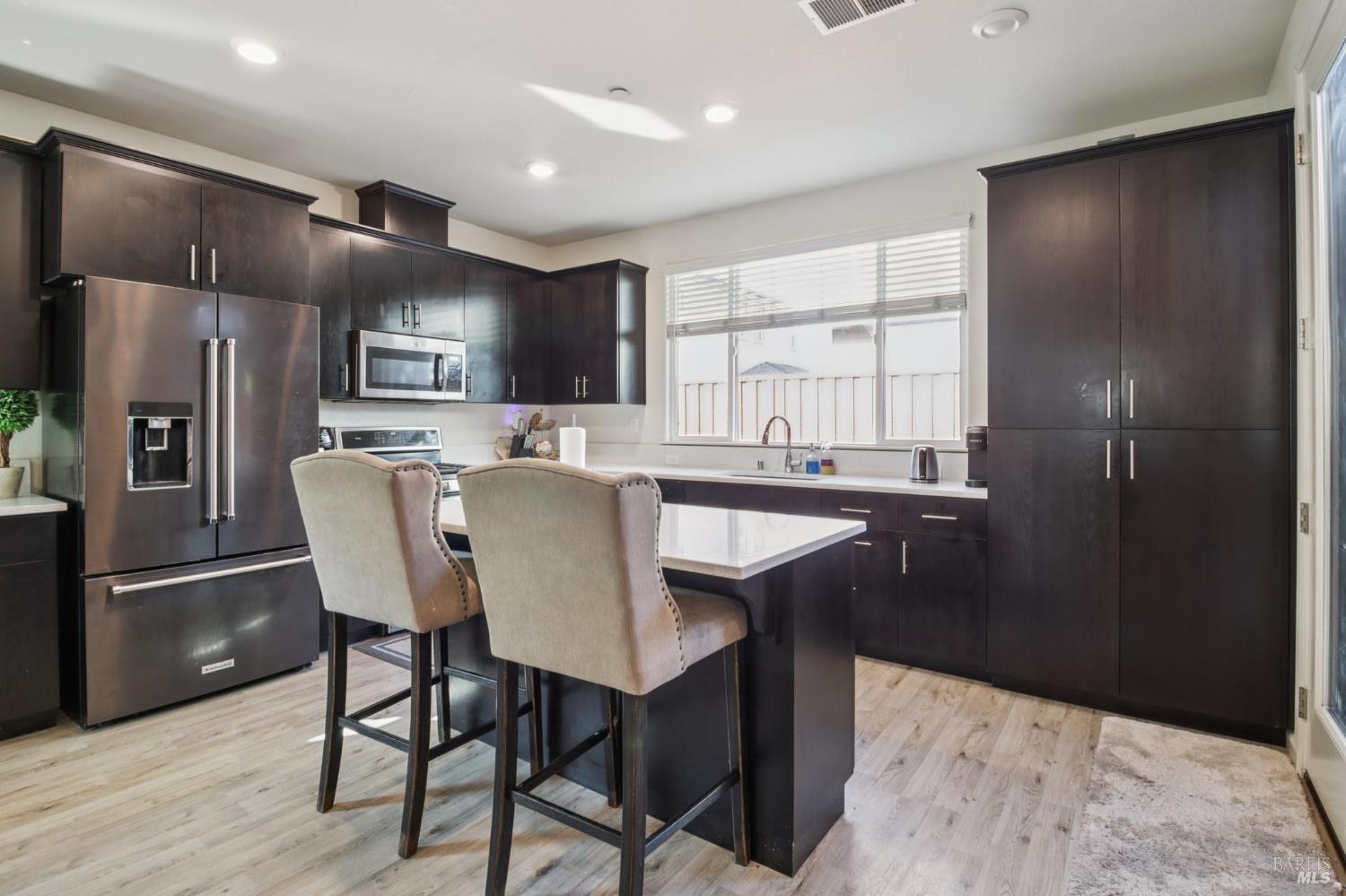 1606 Winterberry Lane Rohnert Park, CA 94928 - Photo 12 of 42