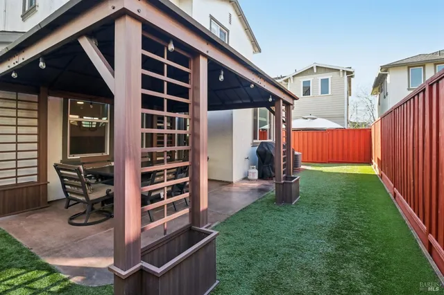 $835,000 | 1606 Winterberry Lane, Rohnert Park, CA 94928