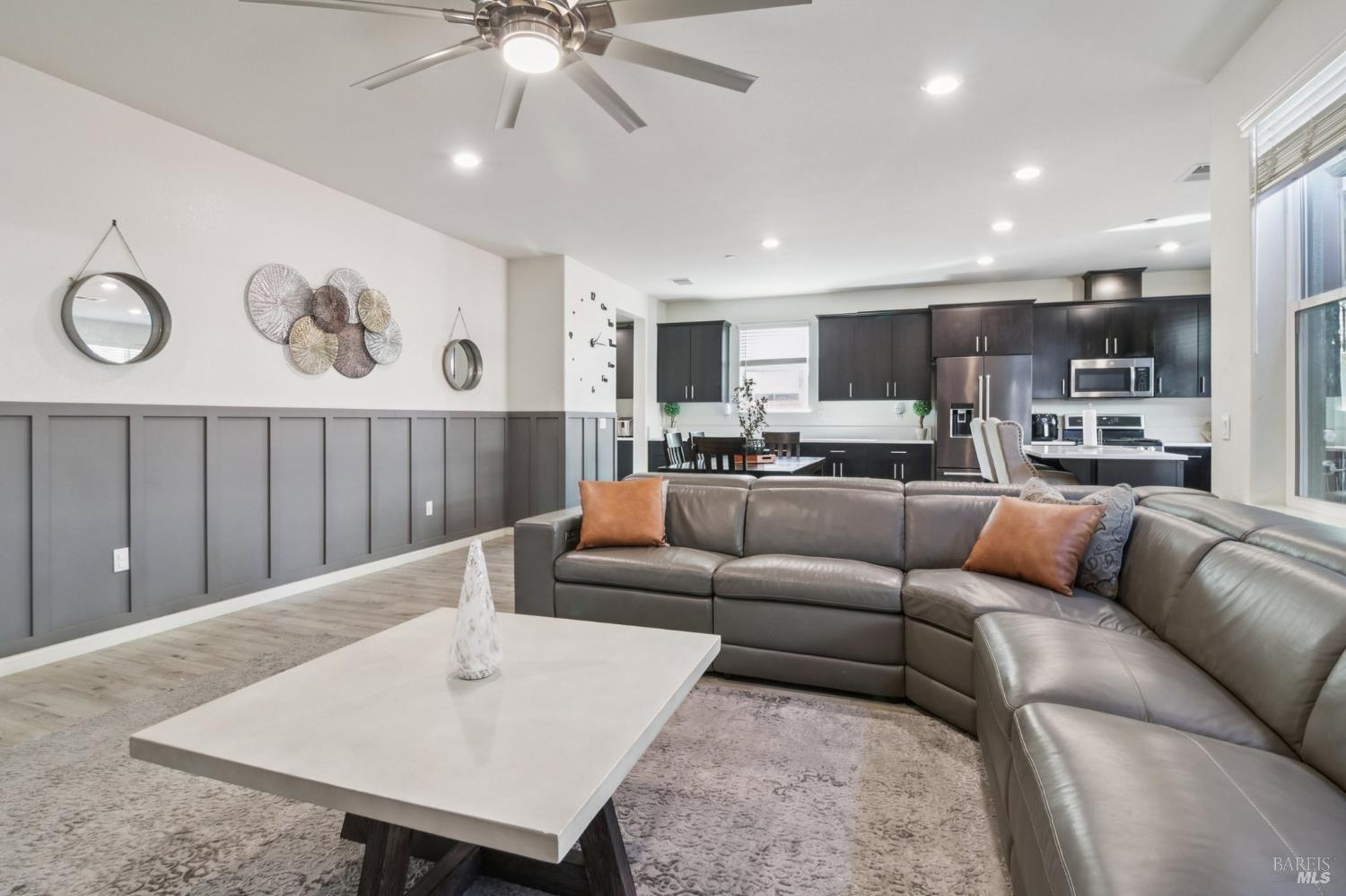 1606 Winterberry Lane Rohnert Park, CA 94928 - Photo 8 of 42