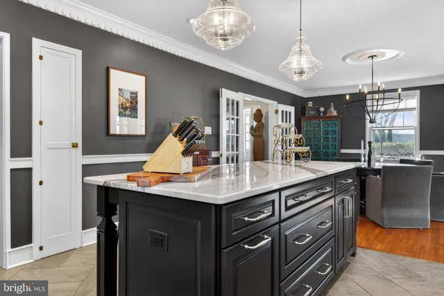 $650,000 | 5533 North Front Street, Harrisburg, PA 17110