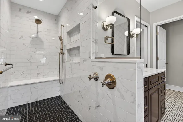 $650,000 | 5533 North Front Street, Harrisburg, PA 17110