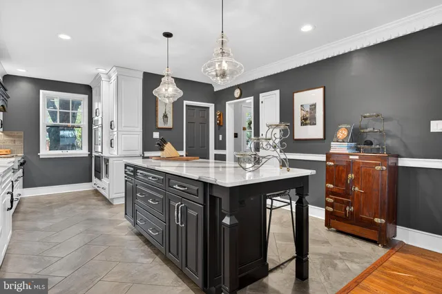 $650,000 | 5533 North Front Street, Harrisburg, PA 17110