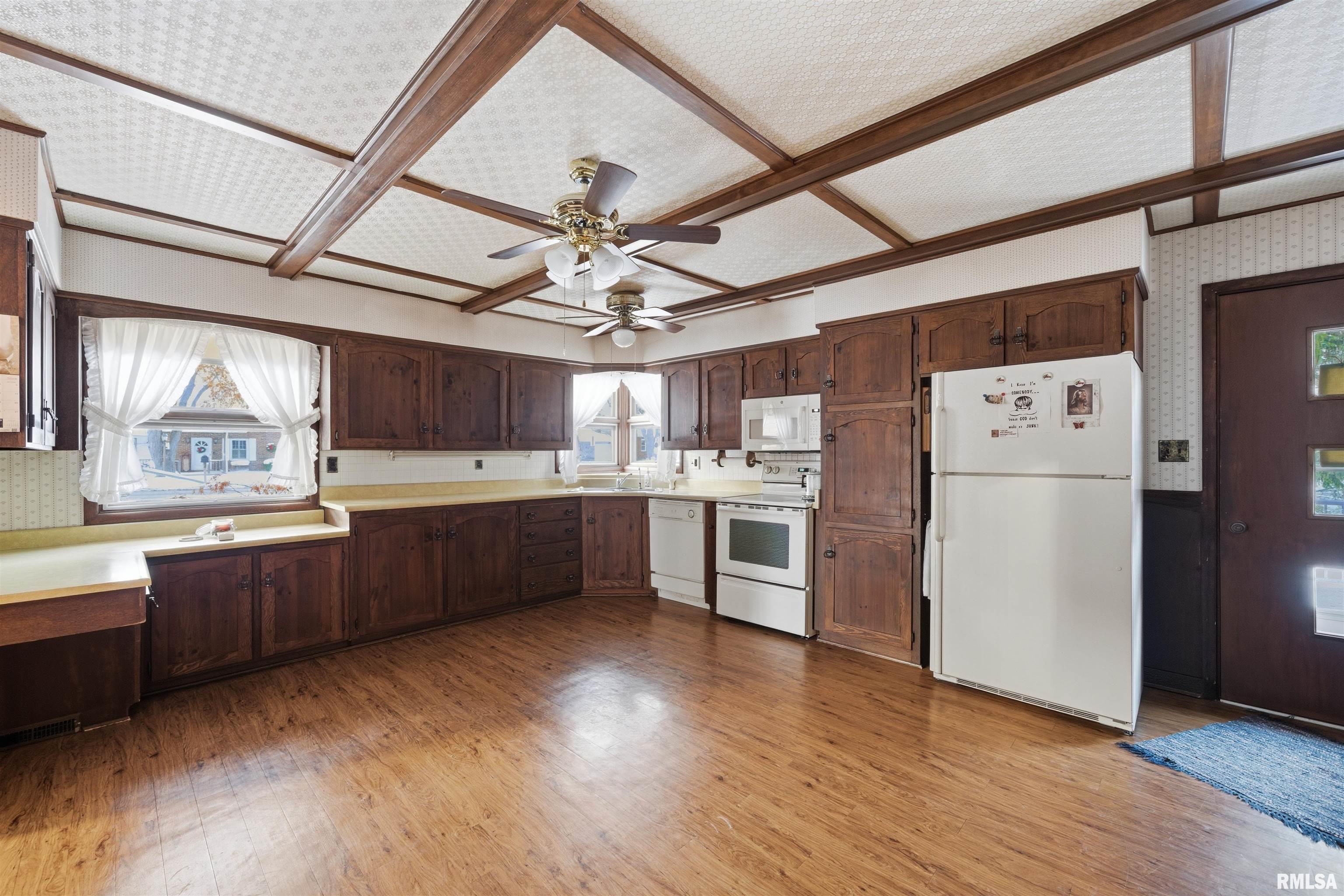 1134 North Wood Road Peoria, IL 61604 - Photo 11 of 35