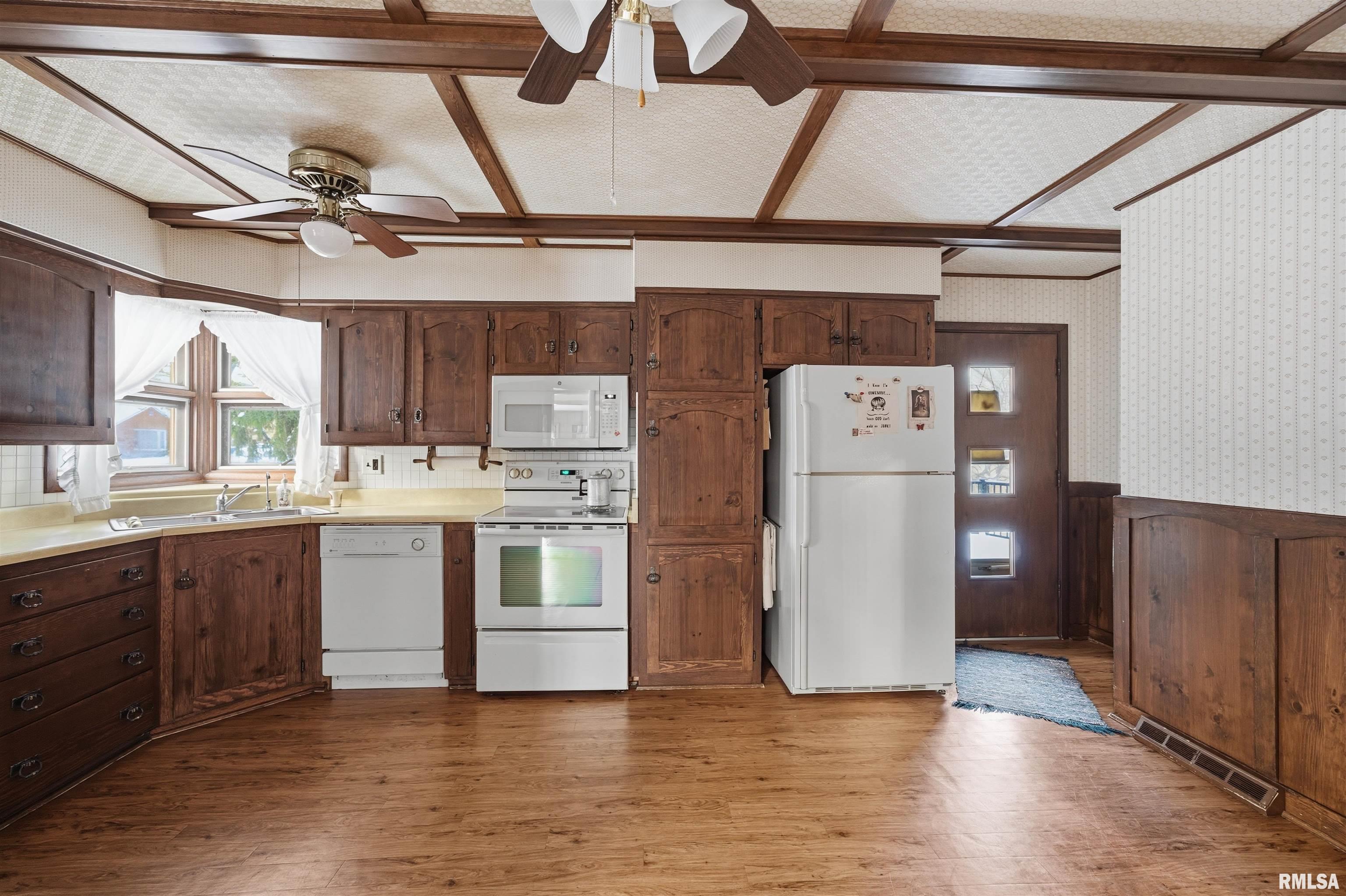 1134 North Wood Road Peoria, IL 61604 - Photo 12 of 35