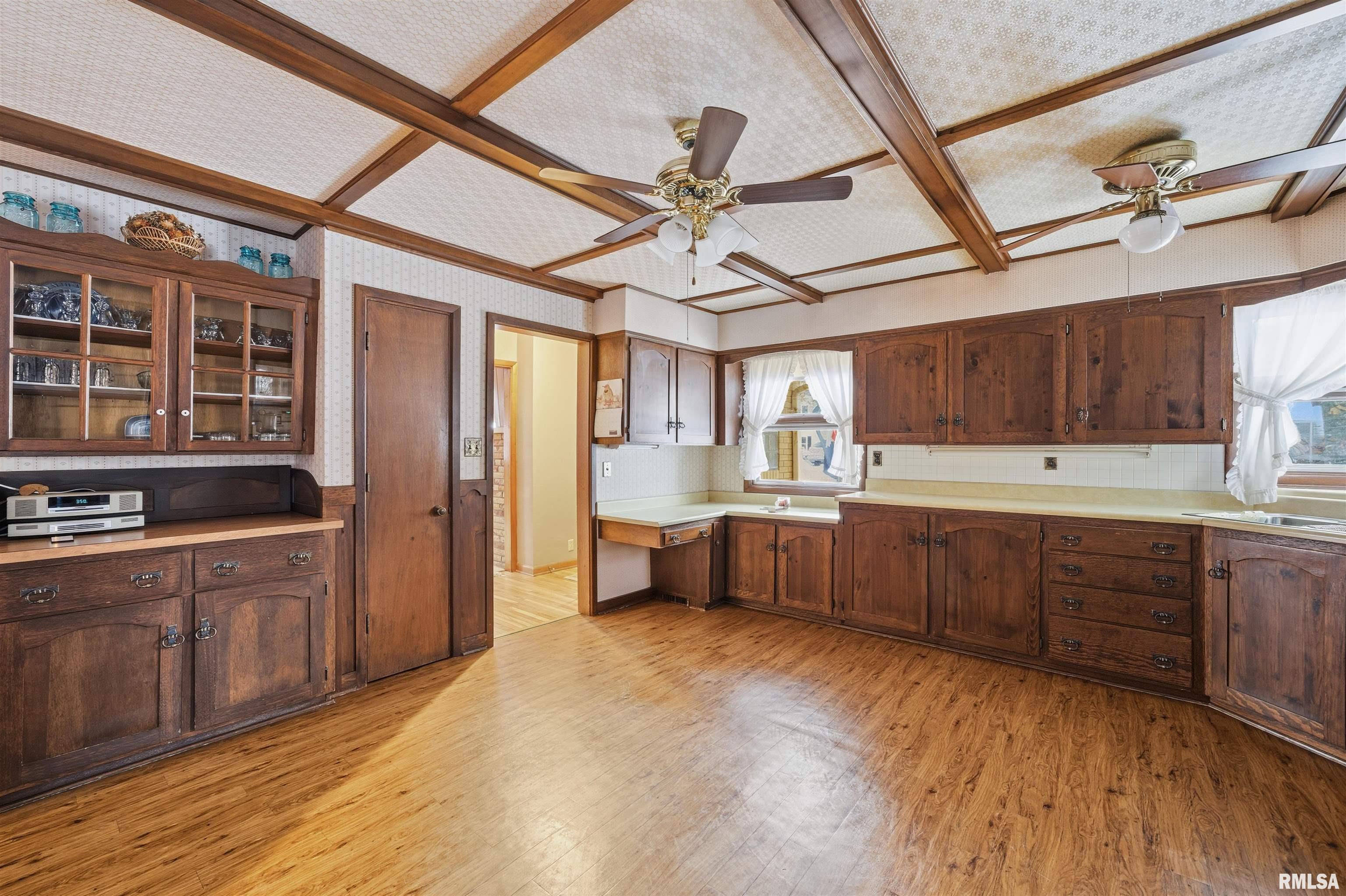 1134 North Wood Road Peoria, IL 61604 - Photo 13 of 35