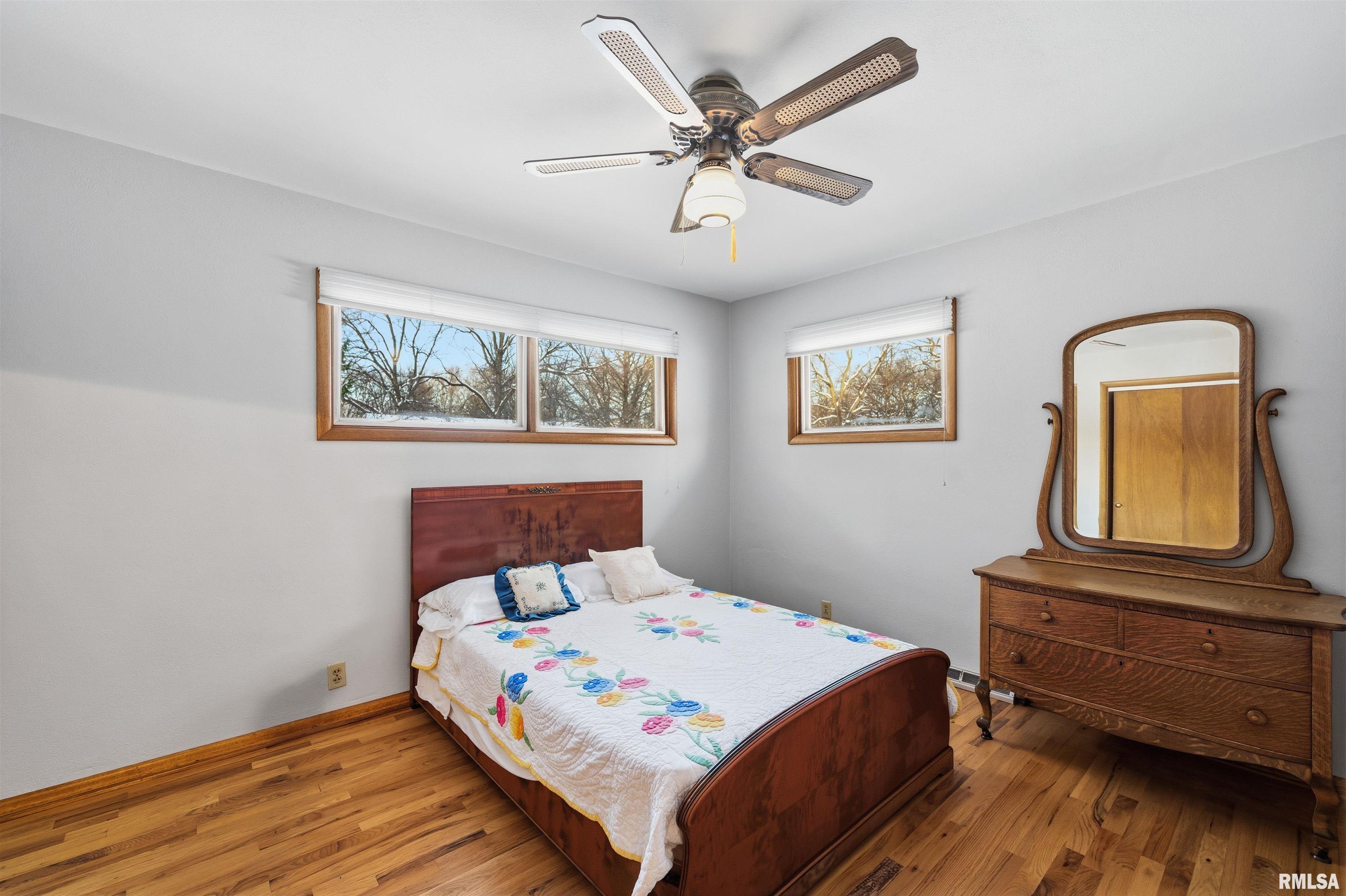 1134 North Wood Road Peoria, IL 61604 - Photo 14 of 35