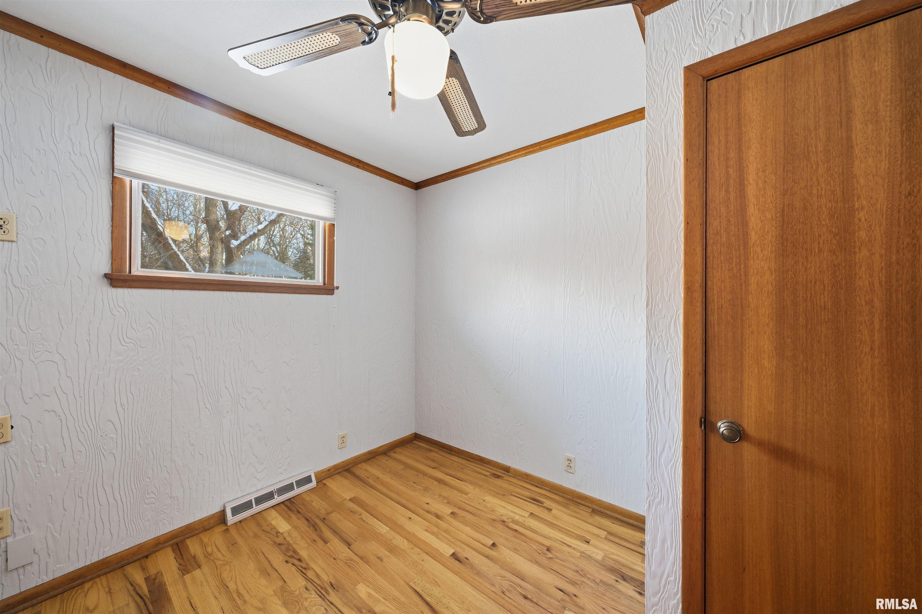 1134 North Wood Road Peoria, IL 61604 - Photo 16 of 35