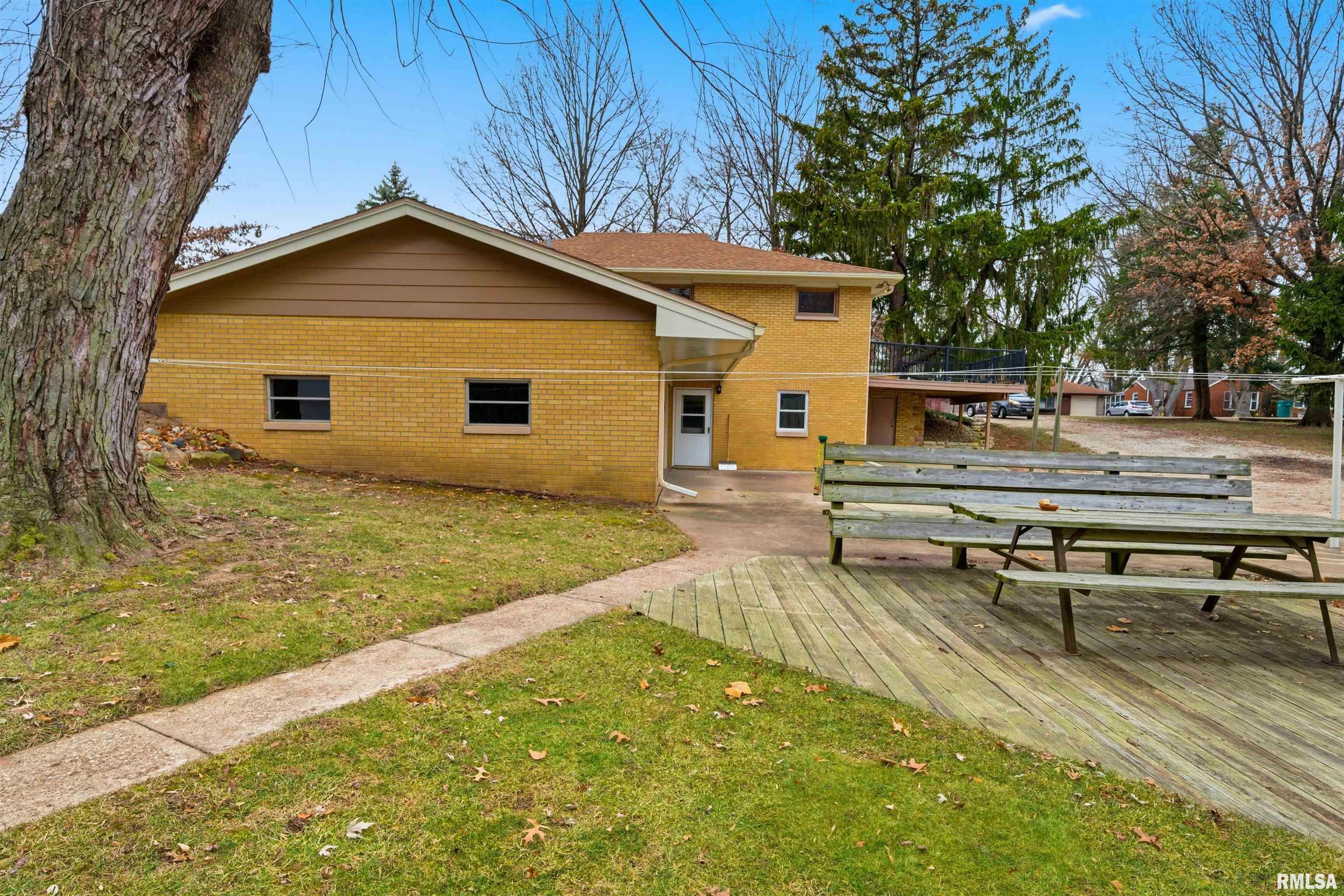 1134 North Wood Road Peoria, IL 61604 - Photo 24 of 35