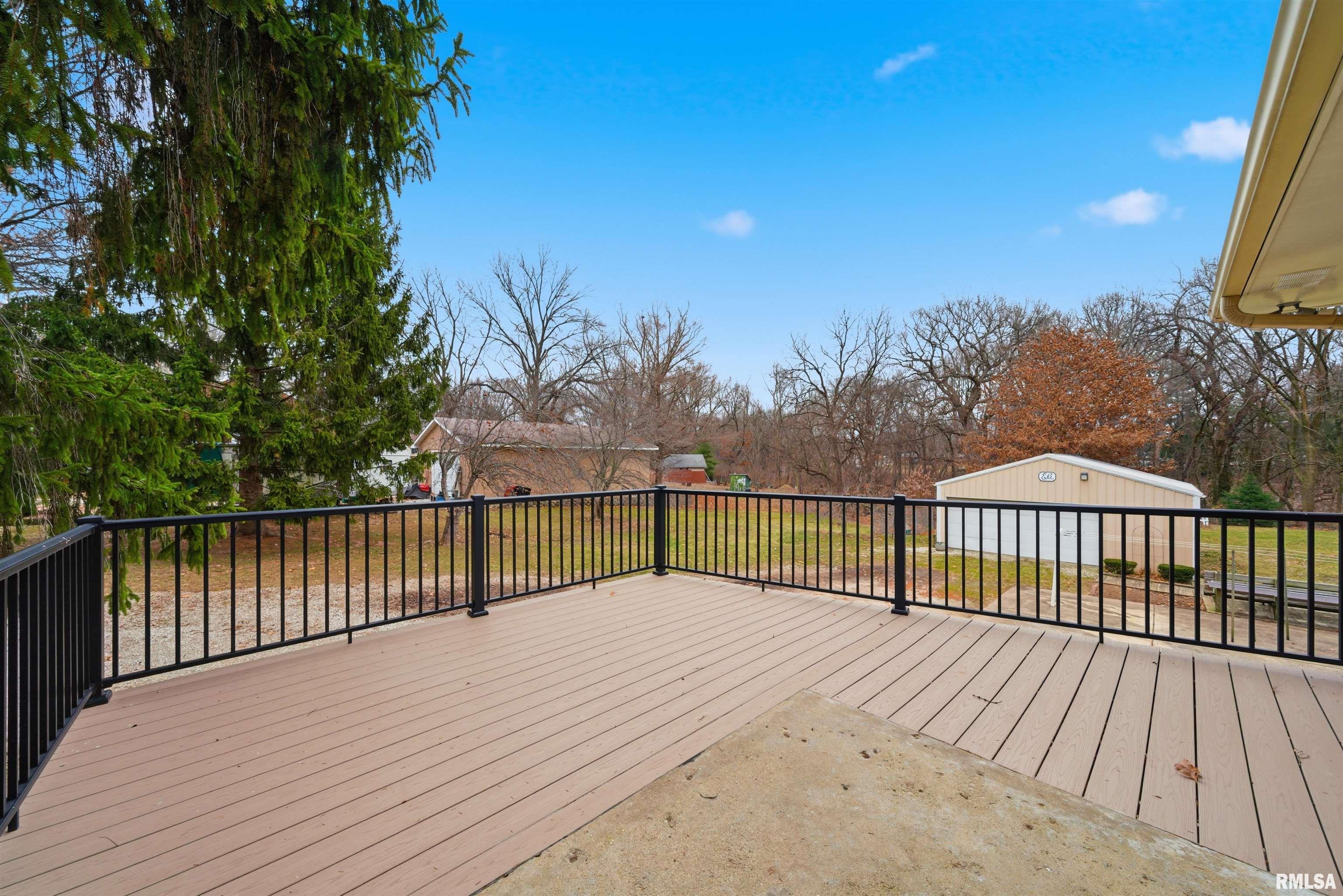 1134 North Wood Road Peoria, IL 61604 - Photo 26 of 35