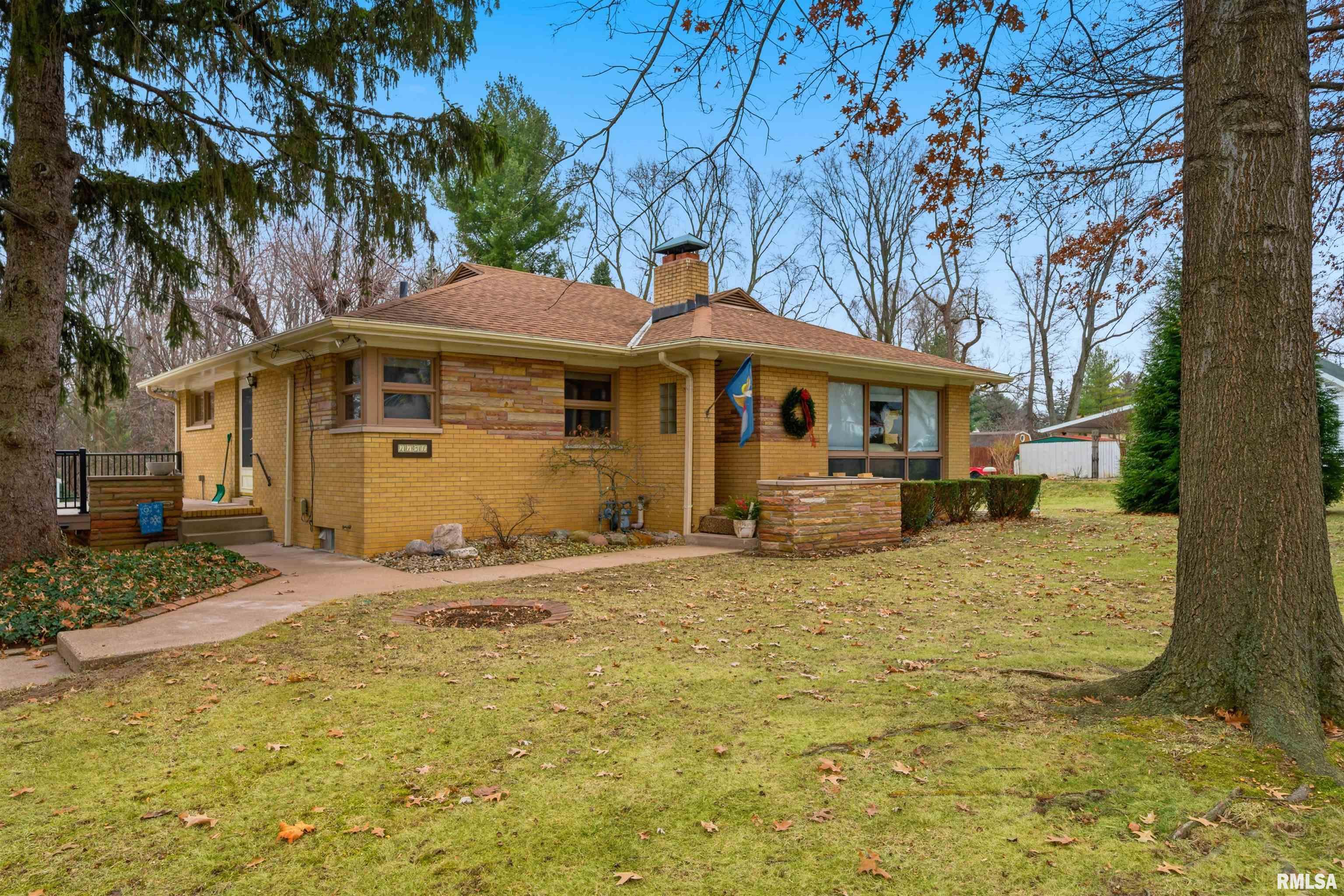 1134 North Wood Road Peoria, IL 61604 - Photo 3 of 35