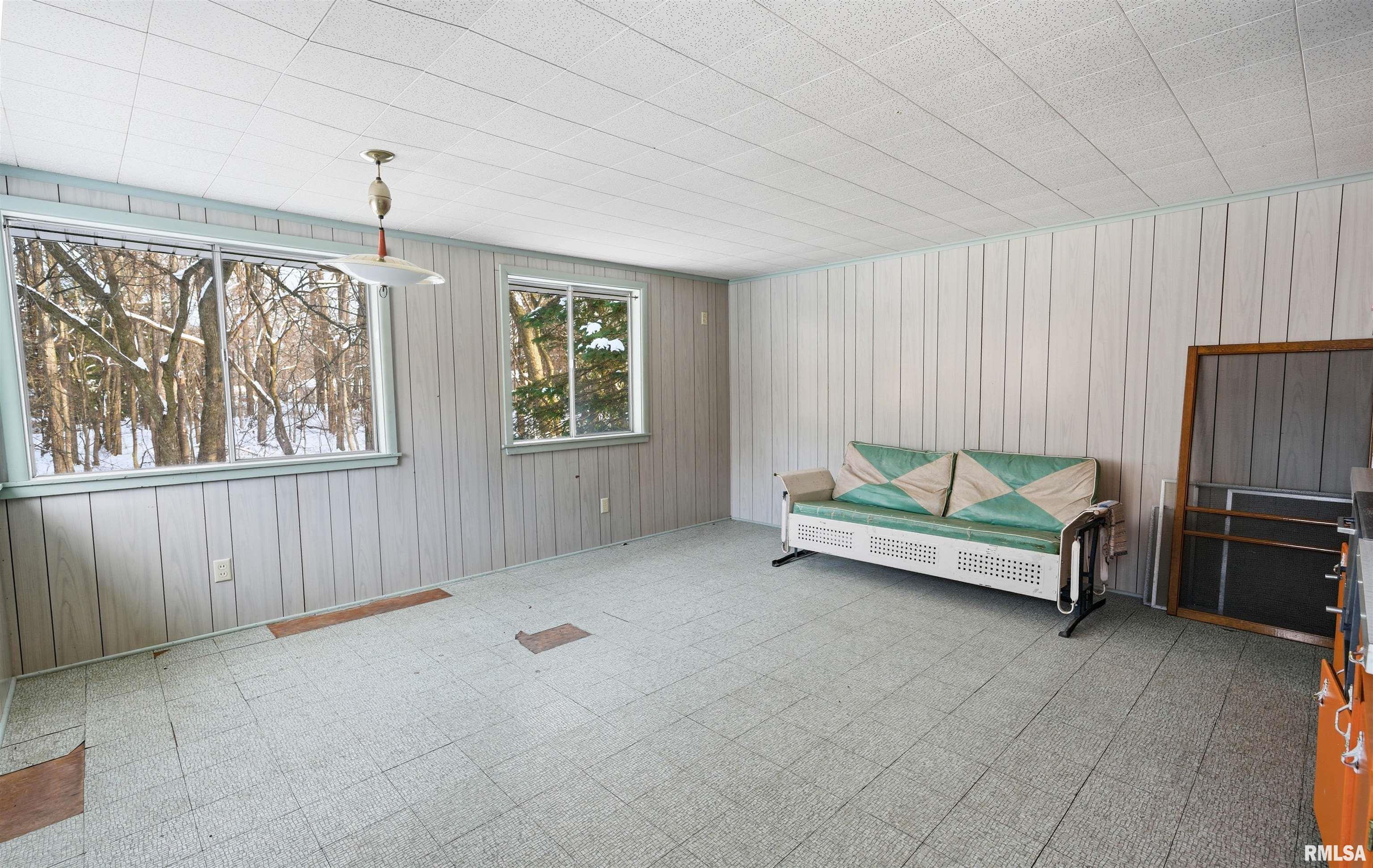 1134 North Wood Road Peoria, IL 61604 - Photo 34 of 35